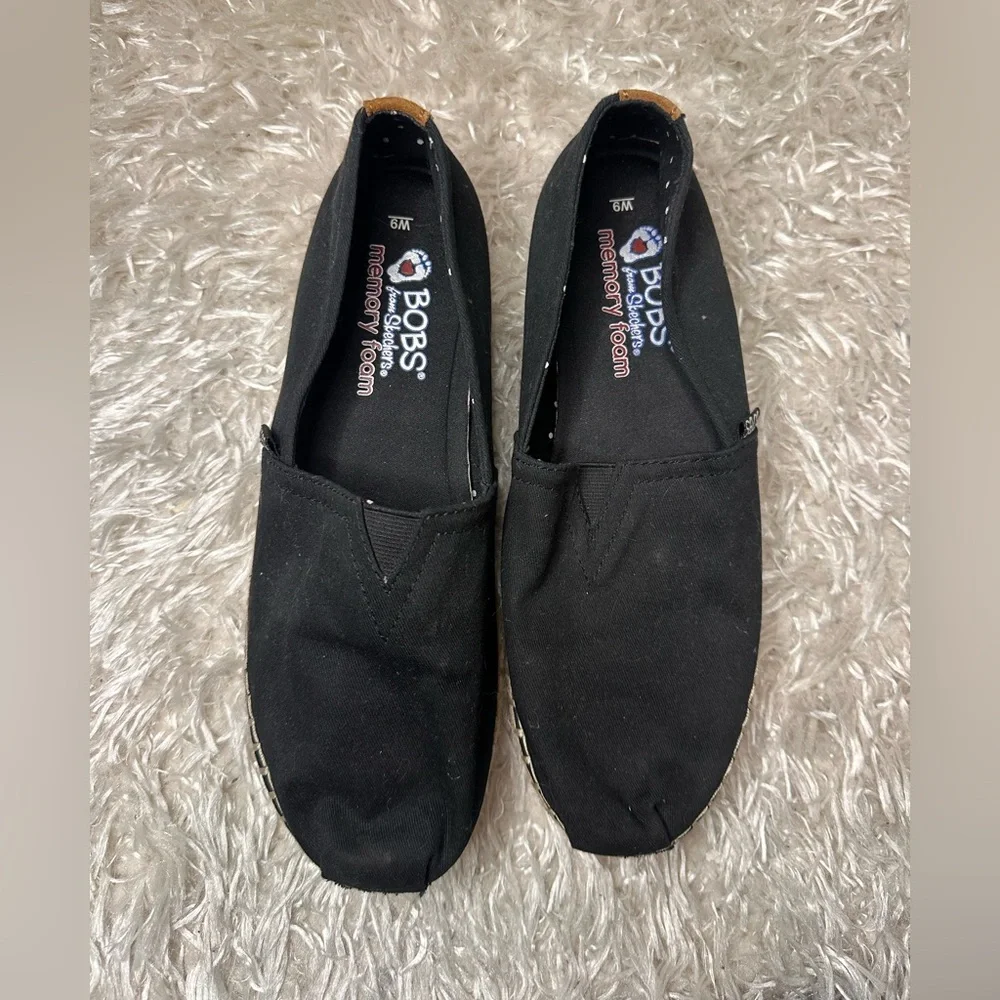 BOBS from Skechers Breeze Black Espadrille Slip-On Flats Women's Size 9